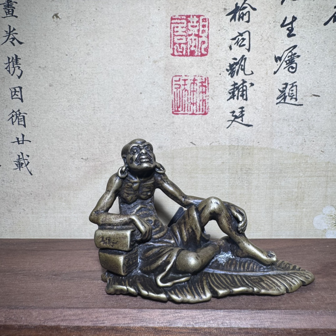 Messing achttien Arhats miniat - Unique Table Accessories recensie en prijs